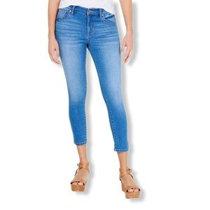 Celebrity Pink Juniors’ Cropped Skinny Jea…
